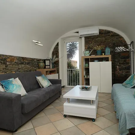 Waves & Trails Apartment *