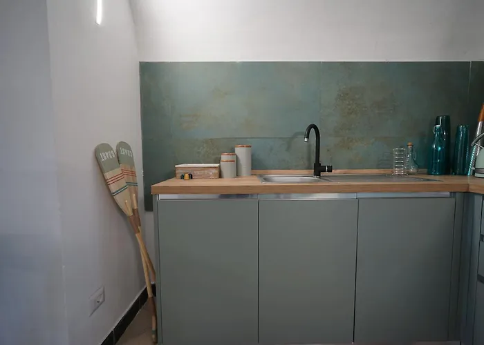 Waves & Trails - Mytouristhome Lerici